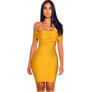 Miss Circle Yellow Fringe Strapless Bandage Dress Size‎ Small